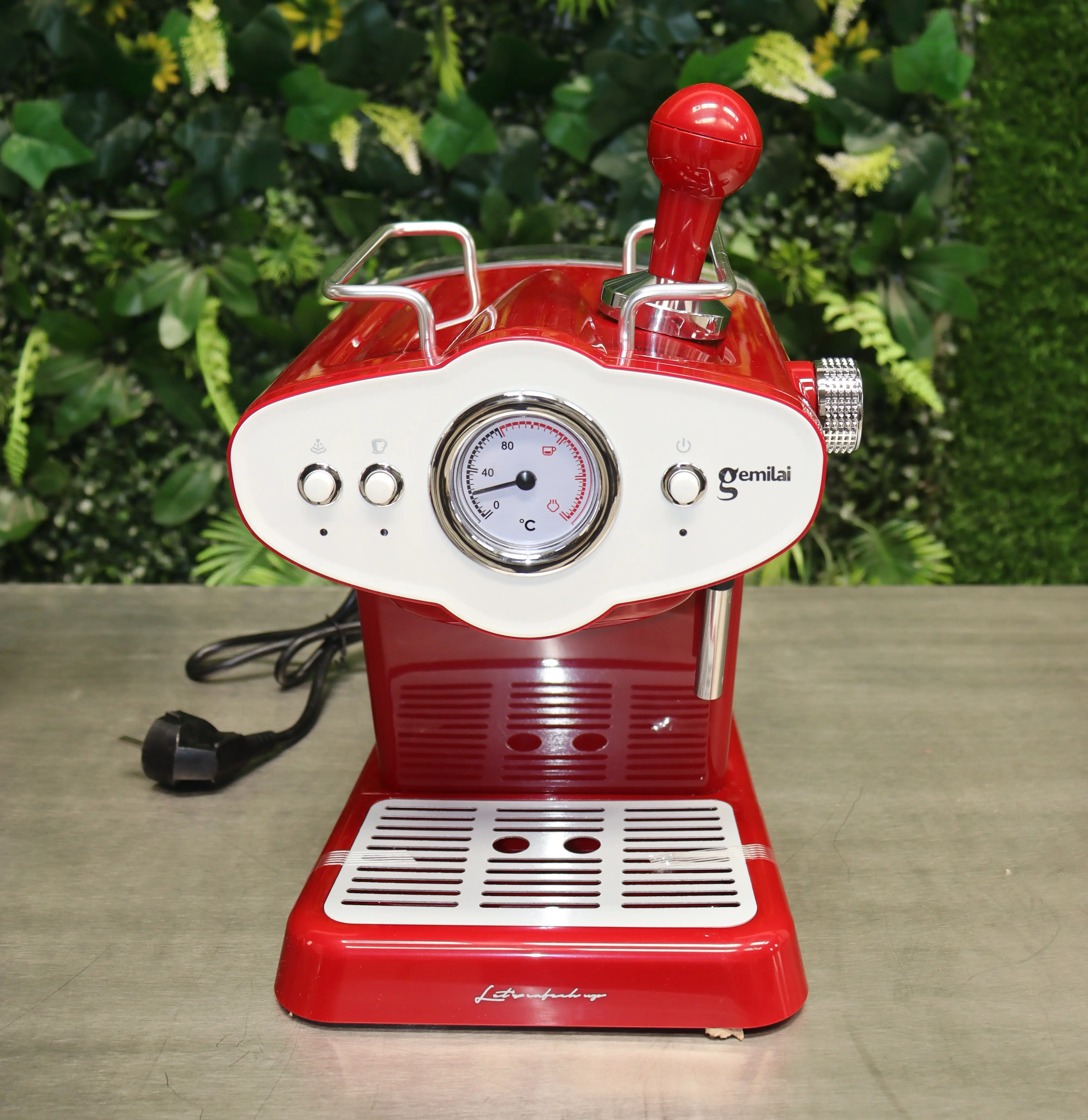 Commercial Coffee & Tea Machine